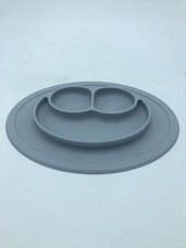 Mini assiette Ezpz + set de place, silicone, gris clair, antidérapant, sans BPA