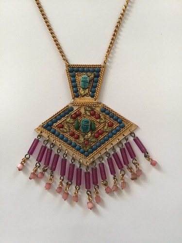 Collier plastron métal - collier,