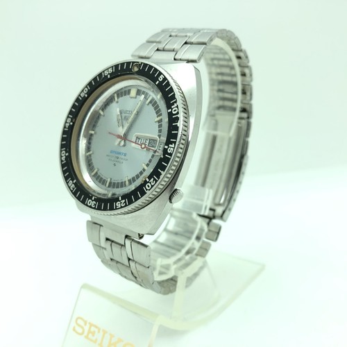 W2299 seiko 5 sports - 5,