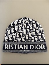 Bonnet  Dior