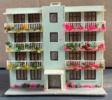 JOUEF HO joli immeuble HLM