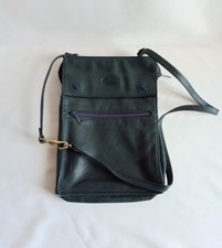 Sacoche En Bandoulière Longchamp Paris Made In France En Cuir Couleur Vert Foncé