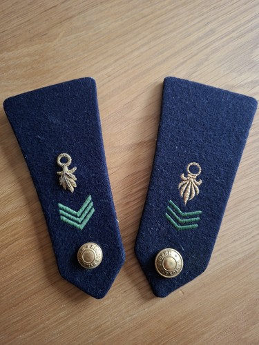 épaulettes anciennes legion - anciennes,
