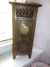 mode et travaux pour poupées armoire bretonne avec mini vaisselle 