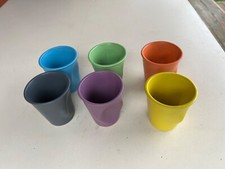 Lot tasses froissées à - de,