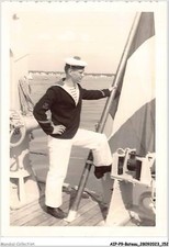 AIPP9-0963 - BATEAU - UN MARIN MATELOT A ROYAN