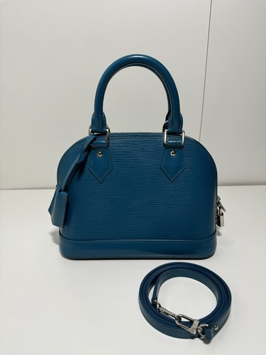 Sac main louis - main, alma