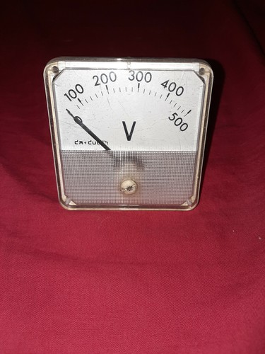Voltmetre aiguille - voltmetre, a