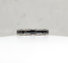 CHANEL Bague en céramique