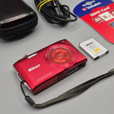 Nikon Coolpix S3300 16.0MP Digital Compact Camera Red 6x Zoom, Charger, New SD