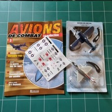 COLLECTION AVIONS DE COMBAT - Ed. ATLAS / N° 3 / CORSAIR & SKYHAWK  ech. 1:100