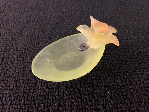 Coupelle pique fleur - , ou