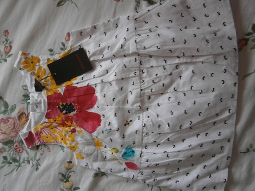 Robe catimini ans - neuve,