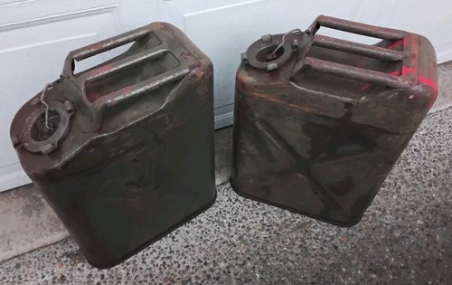 2pc 5gal army jerry can - jerry, can"