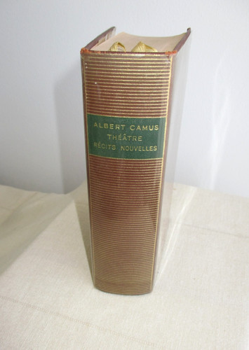 Albert camus théatre - -,