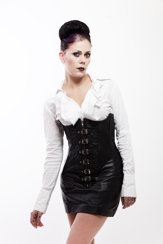 Cuir vachette corset sous - cuir,