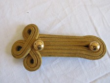 Une epaulette trefle pour - epaulette,