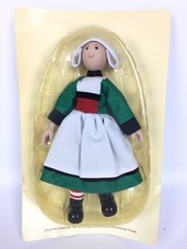 Poupée Becassine Neuve /