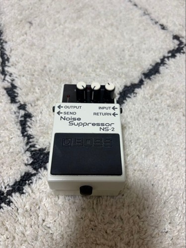 Pédale effet boss noise - pédale,