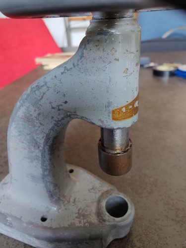 Presse robur vintage pour - presse,
