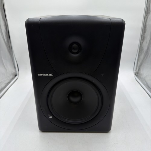 Mackie mr8 active - active, studio