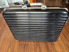 RIMOWA Limbo noir attache case