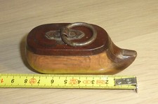 tabatière ancienne sabot en bois sculpté art populaire  boite à touine snuff box