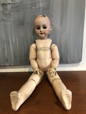 POUPÉE TÊTE PORCELAINE, BOUCHE OUVERTE, MÉCANISME " SIMON HALBIG " A RESTAURER