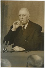 Portrait du Général de Gaulle.