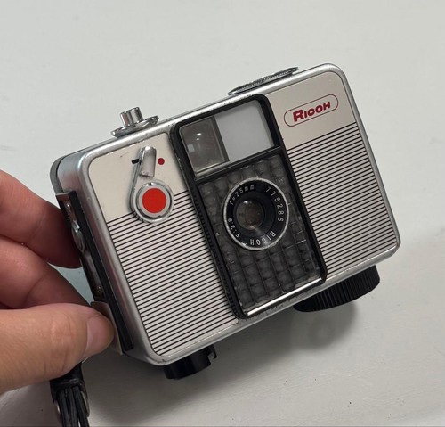 Ricoh auto half - ricoh, frame