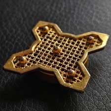 Pendentif art déco aimanté croix damier ajouré plaqué or bijou vintage ancien