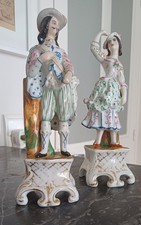 Paire de Porte plume anciens / encriers en porcelaine Hauteur 22 cm . TBE