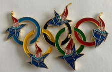 30 - COFFRET 5 Pins PUZZLE