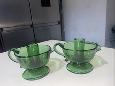 vintage rare 2 bougeoirs créateur en verre soufflé à la main  couleur verte