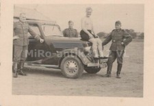 Photo, soldat à moitié nu