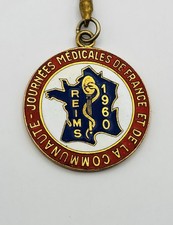 PORTE CLÉ - ÉMAILLÉE -