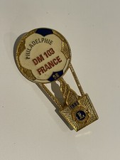 Pin’s Philadelphie DM 103