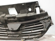 Calandre RENAULT TRAFIC 3