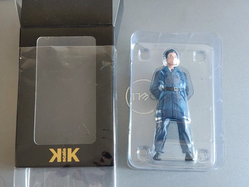 Figurine enzo ferrari jeune - figurine,