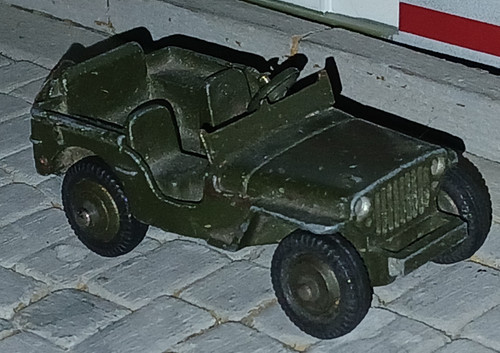Dinky toys voiture jeep - dinky,