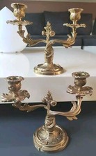 Paire d’anciens Chandeliers à 2 bras lumière style Louis XV/Rocaille 18 x 22cm