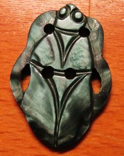 BOUTON ancien BAKÉLITE  SCARABEE PORTE-BONHEUR vert moiré- 25 mm X 18 mm