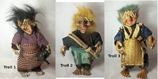 grand troll, 3 modèles, 23 cm ,membres articulés,  personnage de légende G4