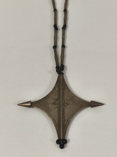 Collier vintage touareg ancien