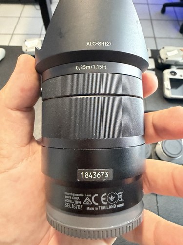 Sony vario 70mm za oss - 16-70mm, f/4