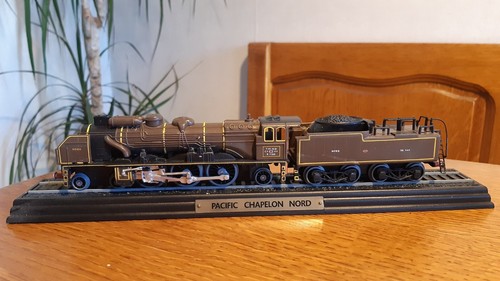 Locomotive altaya pacific - ho, "pacific
