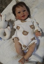 bébé reborn souriant Léo