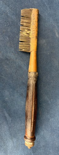 Ancien peigne chauffant - ancien,