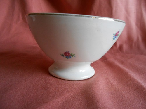 Petit bol ancien décor fleurs - bol,