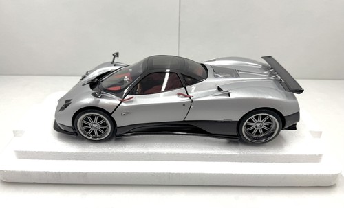 Almost real pagani zonda - almost, 1:18